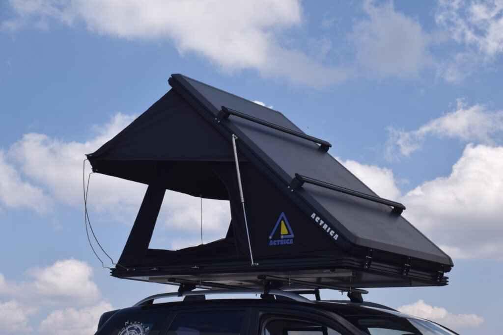 Roof top tent Actrica for overlanding, camping, roadtrip on top of SUV, Jeep